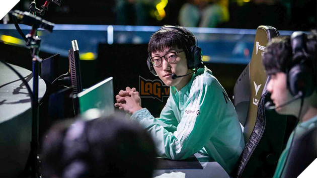 LMHT: HLV Daeny lên tiếng cho rằng vì Nuguri không nghe lời nên mới phải ngồi dự bị