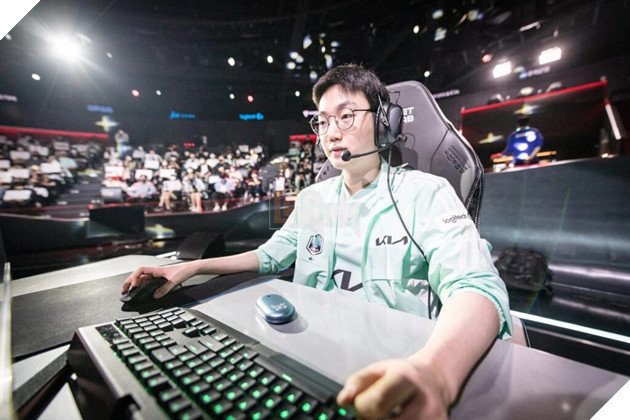 LMHT: HLV Daeny lên tiếng cho rằng vì Nuguri không nghe lời nên mới phải ngồi dự bị 3