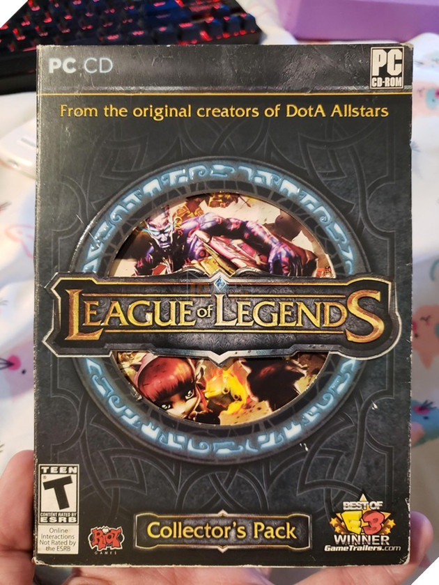 Game thủ phát hiện phiên bản LMHT siêu cũ kỹ, có cả đĩa CD vẫn còn cài đặt game được