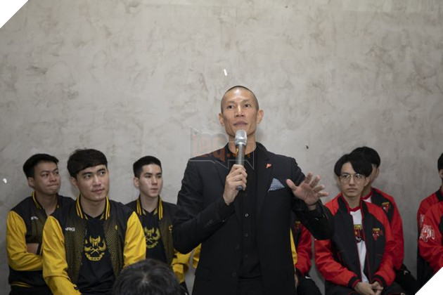 Phỏng vấn TK Nguyễn: Phải có áp lực, phải ra khỏi vùng an toàn mới phát triển được 