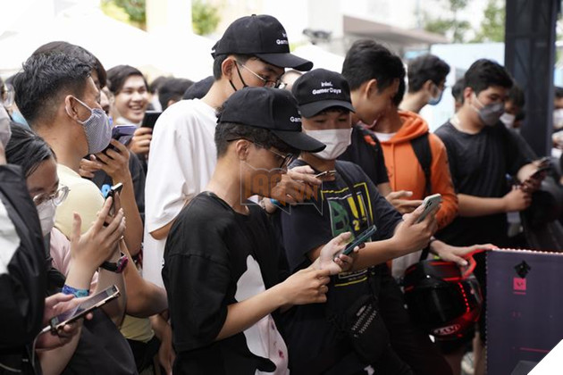 Fan Valorant tề tựu tại sự kiện Back 2 School trong chương trình Intel Tech Camp 3