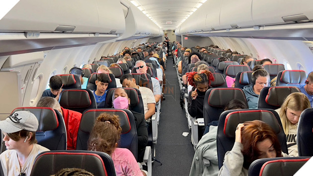 Hàng loạt công ty game tại Nga đã thuê máy bay riêng để đưa nhân viên của họ về nước