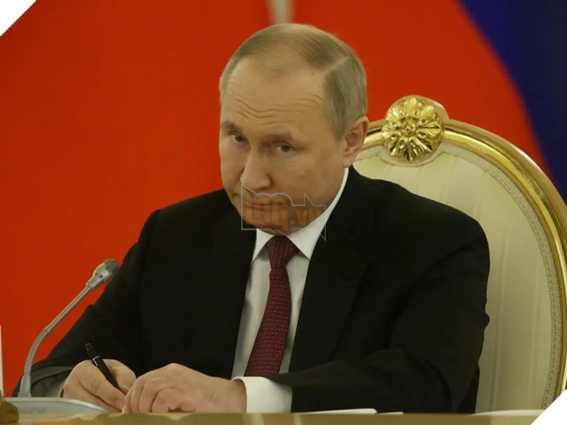 Hàng loạt công ty game tại Nga đã thuê máy bay riêng để đưa nhân viên của họ về nước