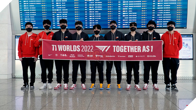 LMHT: CEO T1 bắt đội tuyển họp fan để làm kinh tế trước CKTG 2022