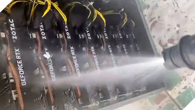 Thợ đào Việt Nam tắm "trâu cày" RTX Nvidia bằng vòi xịt áp lực trước được khi đăng bán