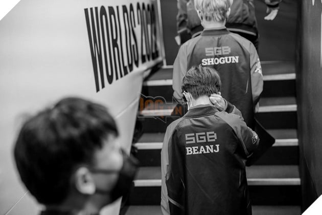 tin đồn sgb giải thể lmht