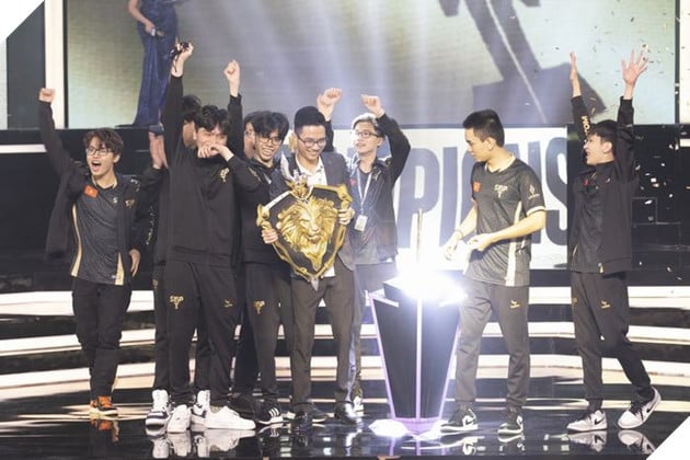 Saigon Phantom lật kèo không tưởng trong ngày trở lại ĐTDV Mùa Đông 2022 8