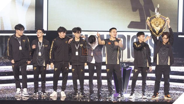 Saigon Phantom lật kèo không tưởng trong ngày trở lại ĐTDV Mùa Đông 2022 11