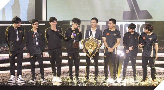 Saigon Phantom lật kèo không tưởng trong ngày trở lại ĐTDV Mùa Đông 2022 12