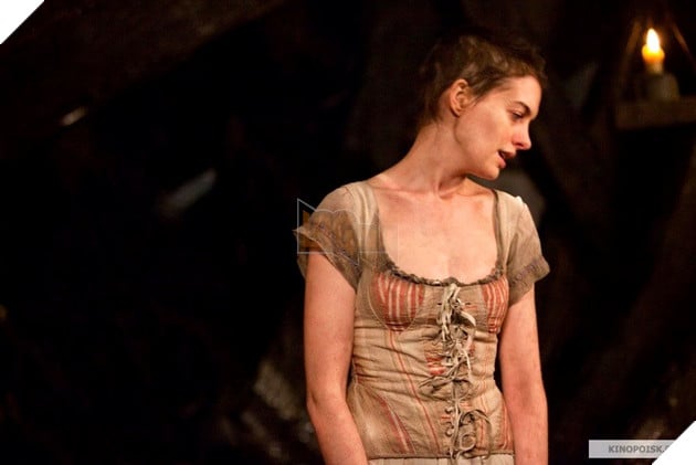 Anne Hathaway là ai