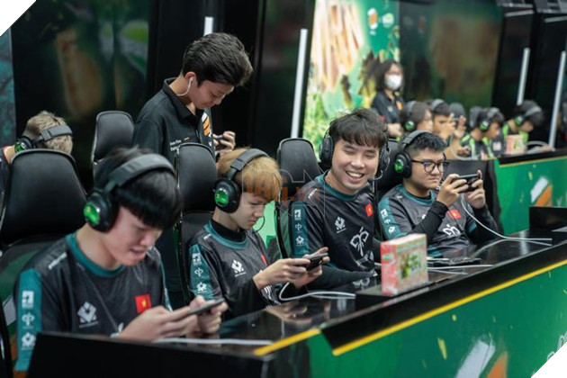 Chung kết Yomost VFL Summer 2022 chờ đợi tân vương mới, tìm kiếm đại diện Việt Nam chinh chiến tại chung kết thế giới FFWS 4