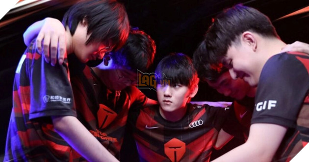 LMHT: Tuyển thủ Hỗ trợ của TES có ý định giải nghệ sau thất bại tại CKTG 2022