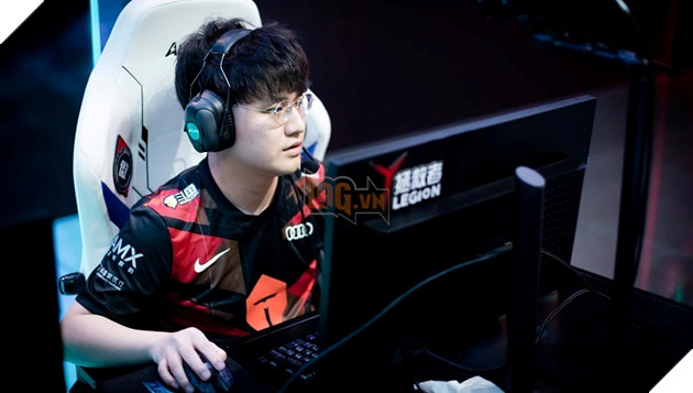 LMHT: Tuyển thủ Hỗ trợ của TES có ý định giải nghệ sau thất bại tại CKTG 2022