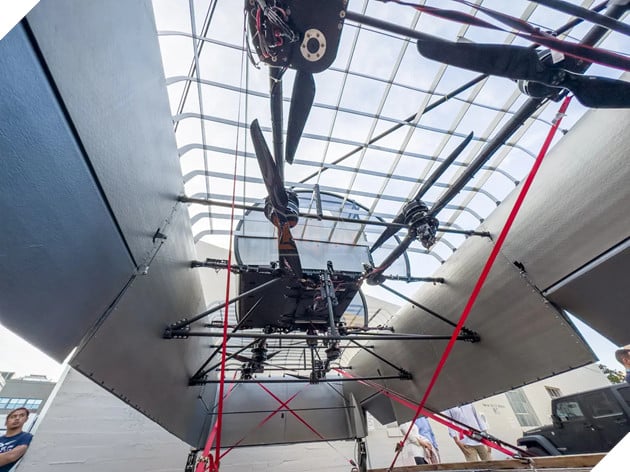 Công ty Mỹ ra mắt ô tô bay với giá khởi điểm 7,5 tỷ đồng và dự kiến cất cánh năm 2025