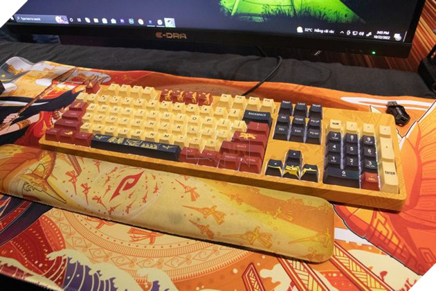 Ngập tràn quà tặng tại sự kiện Chung kết tổng Đấu trường Máy tính 2022 5