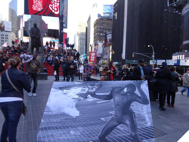 Bộ ảnh thú vị tái hiện những khung cảnh đời thật từng xuất hiện trong các bom tấn Hollywood Phần 3  2