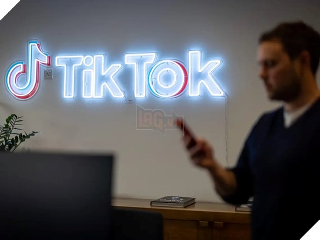 Cựu nhân viên kiểm duyệt tố TikTok có môi trường làm việc khắc nghiệt