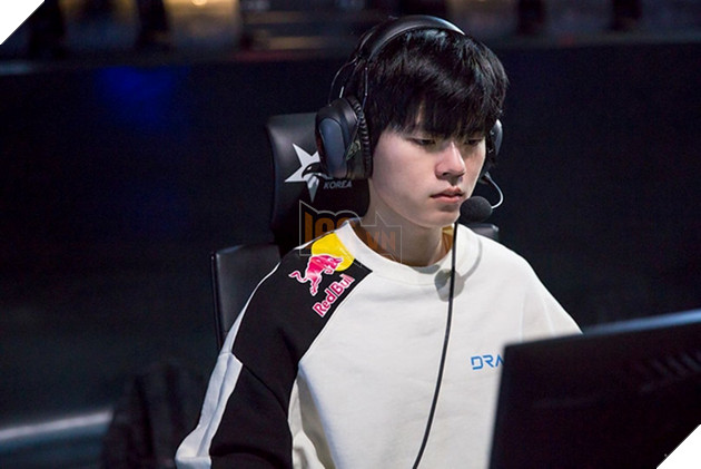 lmht faker chạm trán deft cktg 2022