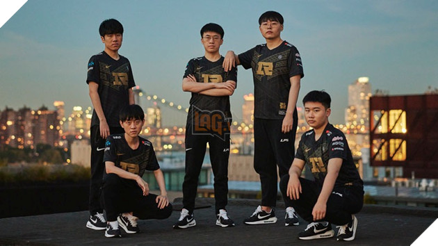 RNG tan rã sau thất bại tại CKTG 2022