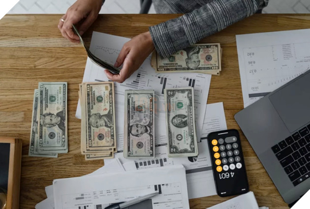 Lừa đảo, ăn chặn 17 triệu USD trong vòng 7 năm, Cựu nhân viên Apple nhận cái kết đắng