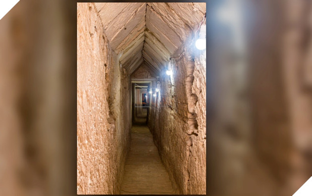  Phát hiện đường hầm "bí ẩn" bên dưới ngôi đền Ai Cập cổ đại 