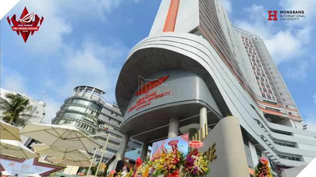 A picture containing text, sky, outdoorDescription automatically generated