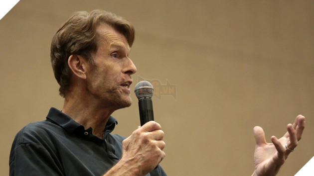 Kevin Conroy, người thổi hồn cho Batman The Animated Series qua đời ở tuổi 66 3