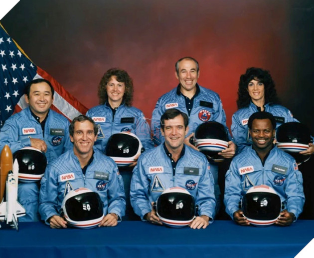 Nhiều mảnh vỡ của tàu con thoi Challenger được phát hiện gần Tam giác quỷ Bermuda 