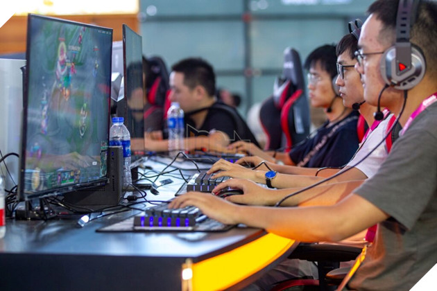 Chính phủ Trung Quốc vui mừng vì người trẻ dưới 18 tuổi không còn nghiện game nữa