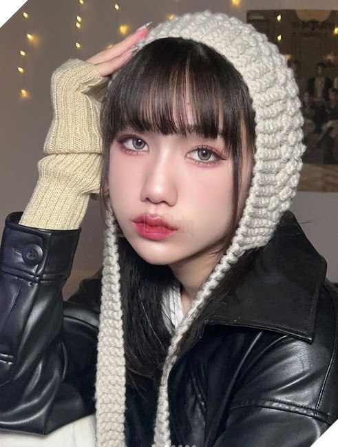 Hóa thân thành một cô gái xinh đẹp, anh chàng trai 16 tuổi gây bão MXH