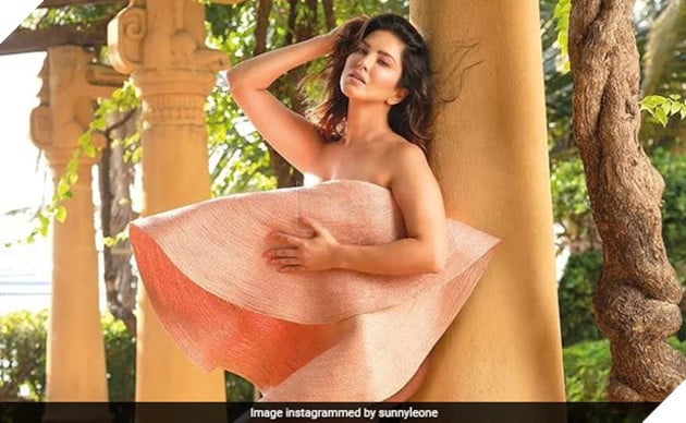 10 diễn viên đình đám từng vướng phải nghiệm đóng phim người lớn,