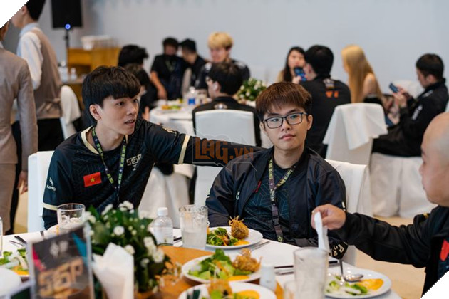 APL 2022: Bầu không khí rộn ràng và háo hức trong ngày thi đấu Bán kết 22