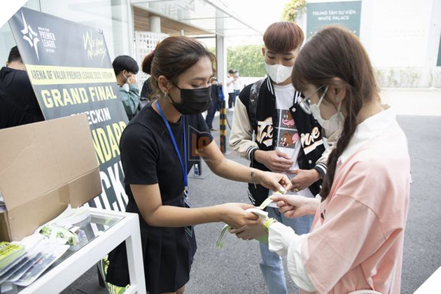 APL 2022: Bầu không khí rộn ràng và háo hức trong ngày thi đấu Bán kết 9