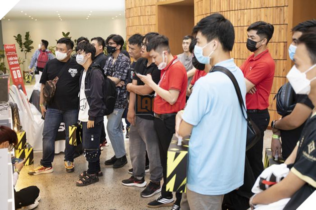 APL 2022: Bầu không khí rộn ràng và háo hức trong ngày thi đấu Bán kết 16