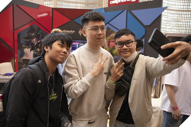 APL 2022: Toàn cảnh sân khấu dành cho Nhà vua Liên Quân Mobile Thế giới 4