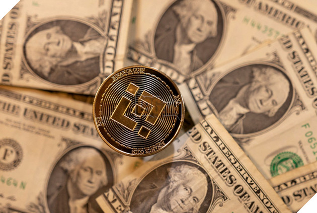 Điều gì khiến Binance lôi kéo hàng trăm triệu nhà đầu tư, trong khi thông tin tài chính không rõ ràng? 