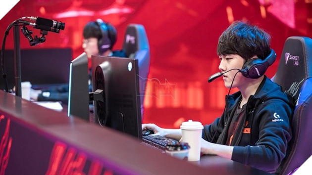 LMHT: Xôn xao những thẻ bài tuyển thủ LPL có giá đắt đỏ