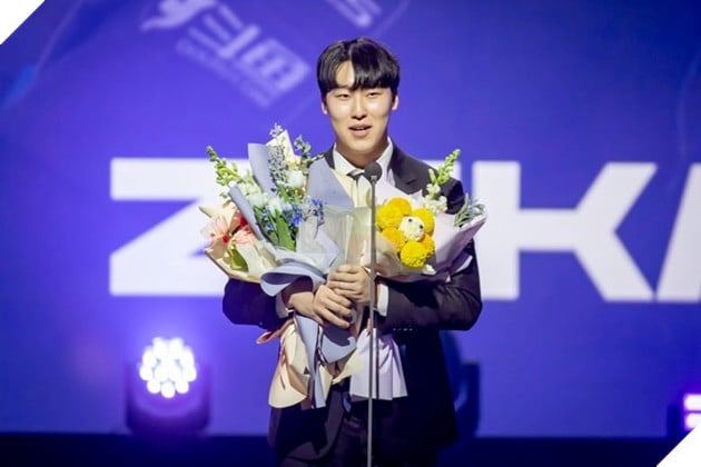 LMHT: Cộng đồng phẫn nộ khi Zeka nhận được giải Player of the Year