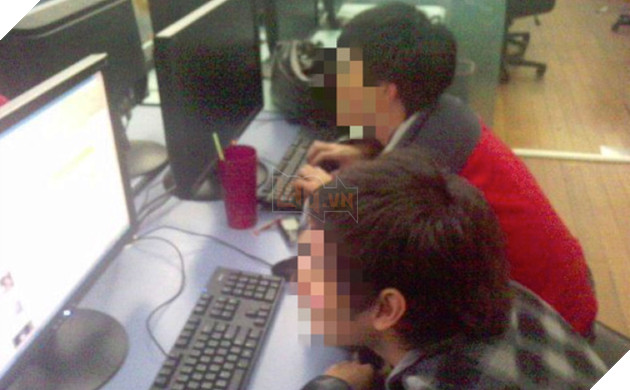 "Lấy độc trị độc", cha mẹ thuê hẳn game thủ đánh bại con mình để trị "bệnh" nghiện game