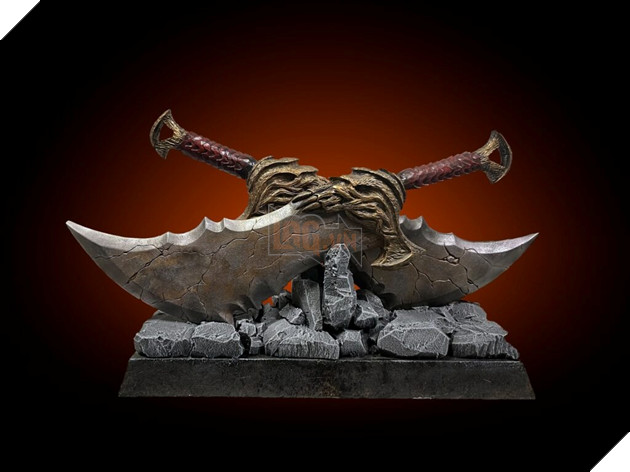 Người hâm mộ tự tạo cặp song đao Blades of Chaos