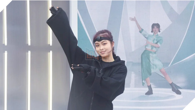 Nhiều công ty Trung Quốc chi 14.000 USD để thuê thần tượng ảo