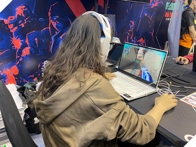 Chung kết Đấu trường Máy tính Mùa 11 thổi bùng không khí sôi nổi tại Nhà thi đấu Hồ Xuân Hương 9