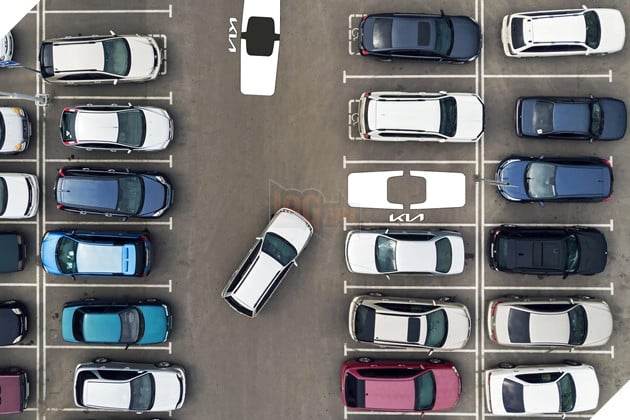 LMHT: Cộng đồng chê bai tên mới và logo của đội tuyển DWG KIA ở mùa giải 2023