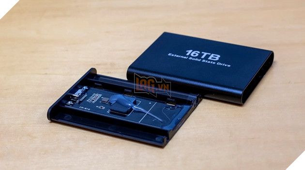 Mua ổ SSD 16TB chỉ hơn 2 triệu đồng, nhiều người dùng ăn "cú lừa" vì tin vote 5 sao