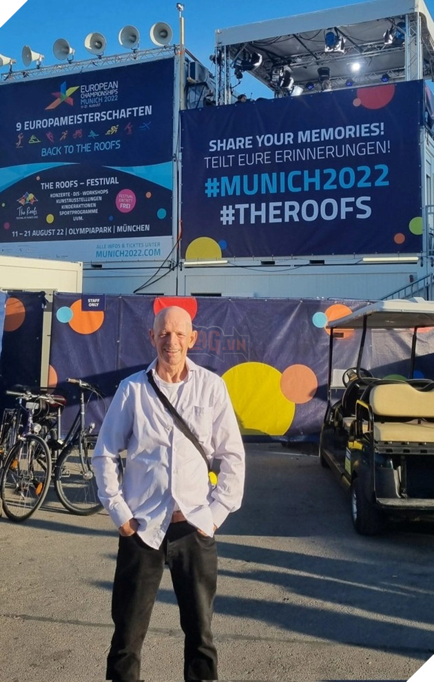 Kỳ lạ người đàn ông có thể hút đồ vật lên người mình bằng sức mạnh suy nghĩ 4