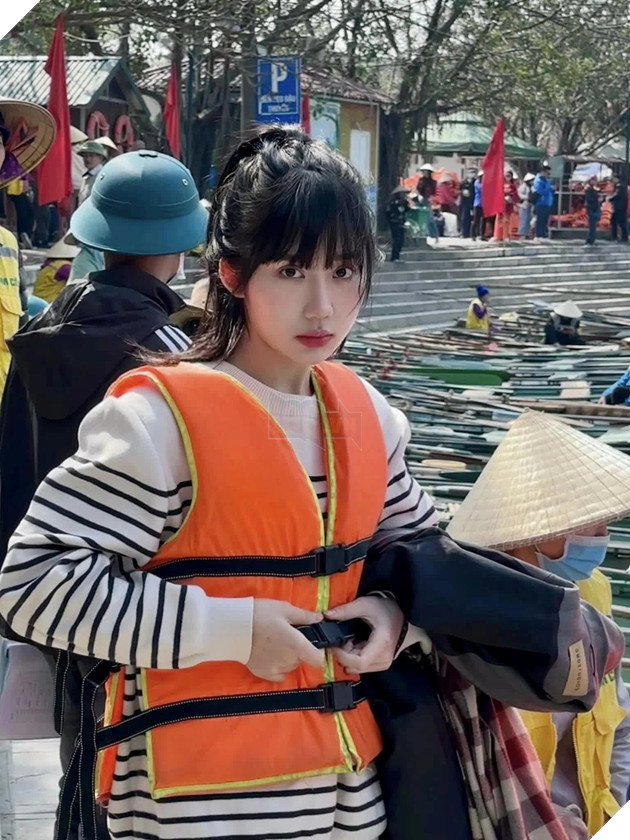 Nữ streamer Mina Young khi bị chụp lén thì nhan sắc sẽ lộ nhan sắc thật như thế nào? 4