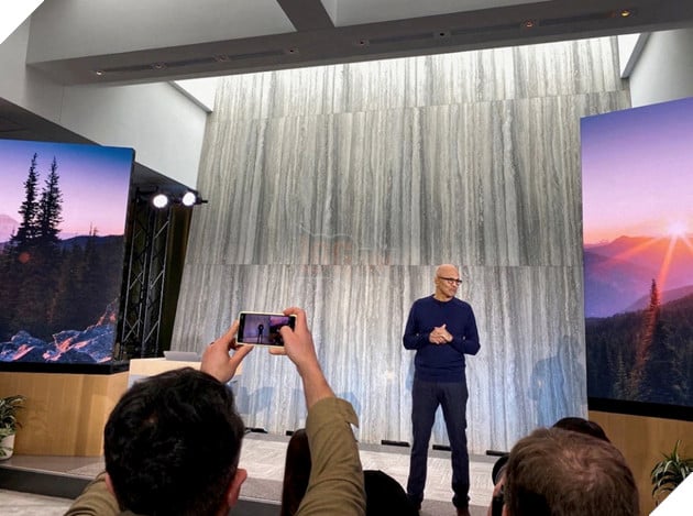 Microsoft "quay xe" nới lỏng hạn chế hội thoại trên Bing AI