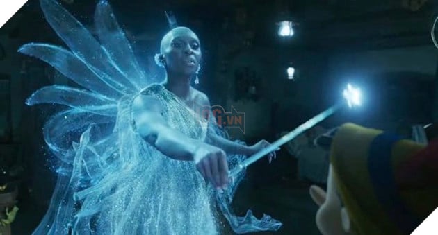 Điểm mặt dàn tiên nữ bị phá hỏng hình tượng chỉ vì những bản live-action 4