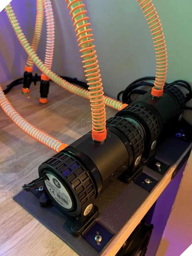 Chiêm ngưỡng dàn PC khủng: Sử dụng 30 mét ổng dẫn và 69 water blocks để tản nhiệt 6