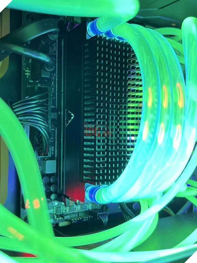 Chiêm ngưỡng dàn PC khủng: Sử dụng 30 mét ổng dẫn và 69 water blocks để tản nhiệt 2